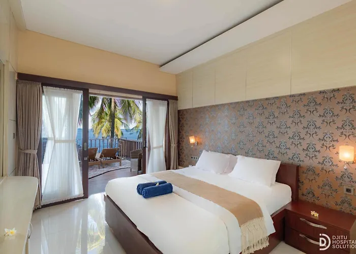 Paradise Palm And Dive Center 4* トゥランベン