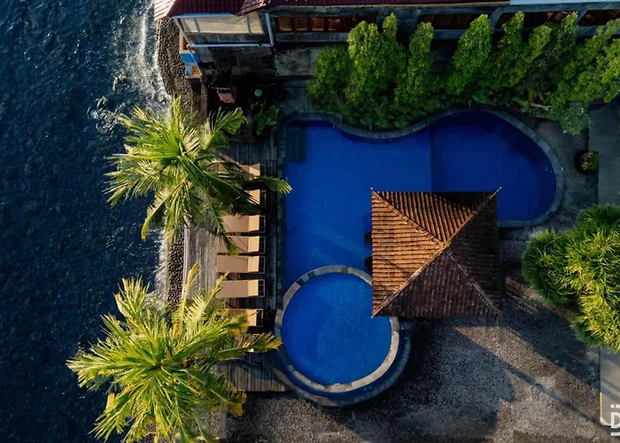 ホリデーパーク Paradise Palm And Dive Center トゥランベン