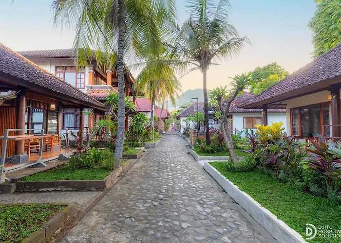 Paradise Palm And Dive Center 4*