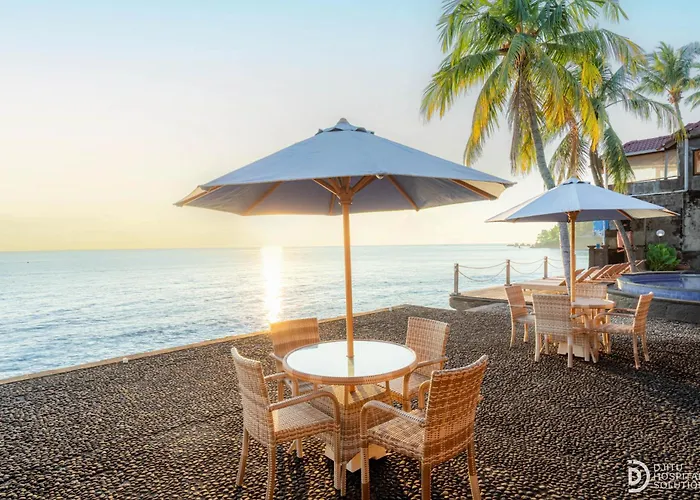 Paradise Palm And Dive Center 4*
