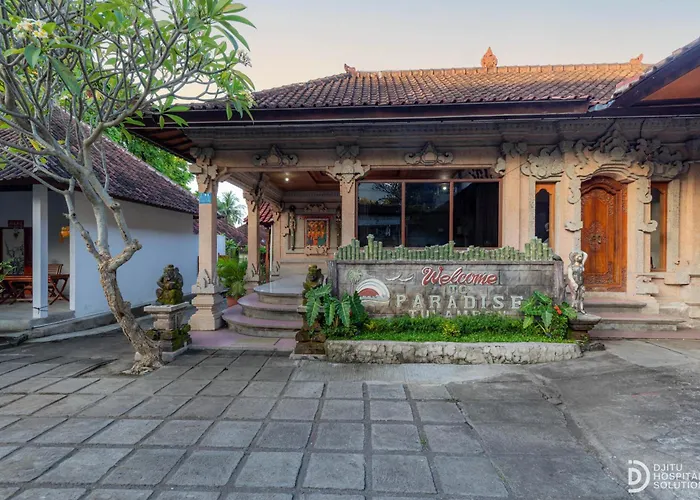 Paradise Palm And Dive Center トゥランベン